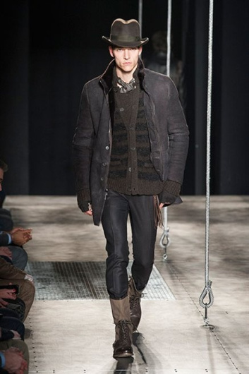 Fotoservizio/FW 2013-2014/MEN/JOHN VARVATOS/DP1/31