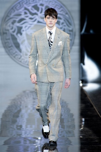 Fotoservizio/FW 2013-2014/MEN/VERSACE/DP1/0