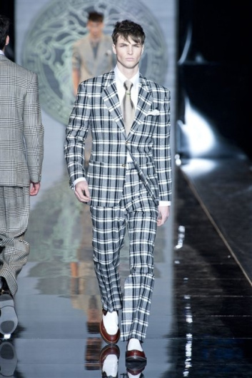 Fotoservizio/FW 2013-2014/MEN/VERSACE/DP1/1