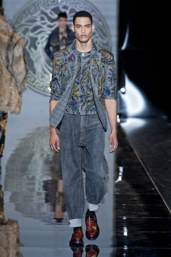 Fotoservizio/FW 2013-2014/MEN/VERSACE/DP1/19