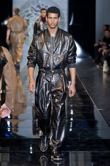 Fotoservizio/FW 2013-2014/MEN/VERSACE/DP1/24