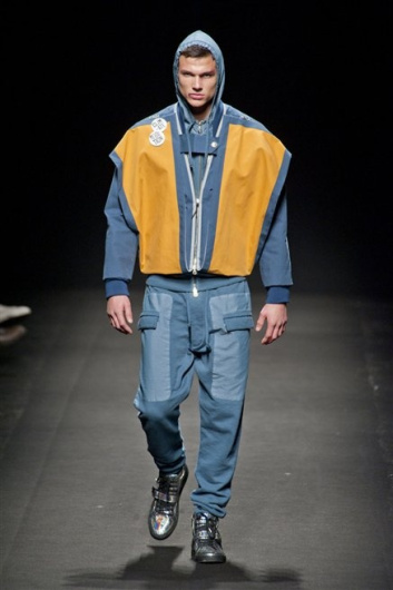 Fotoservizio/FW 2013-2014/MEN/VIVIENNE WESTWOOD/DP1/13