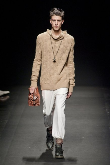 Fotoservizio/FW 2013-2014/MEN/VIVIENNE WESTWOOD/DP1/21