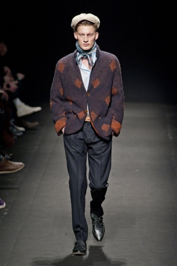 Fotoservizio/FW 2013-2014/MEN/VIVIENNE WESTWOOD/DP1/24