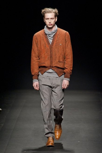 Fotoservizio/FW 2013-2014/MEN/VIVIENNE WESTWOOD/DP1/25
