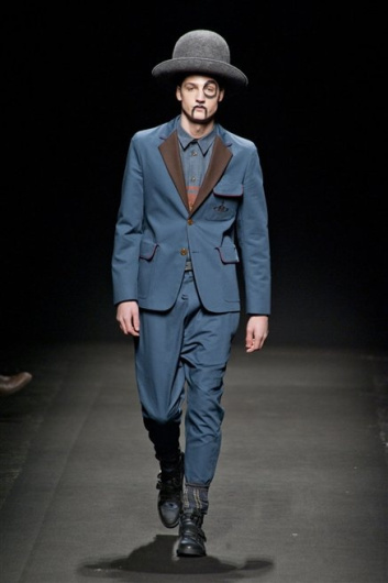 Fotoservizio/FW 2013-2014/MEN/VIVIENNE WESTWOOD/DP1/31