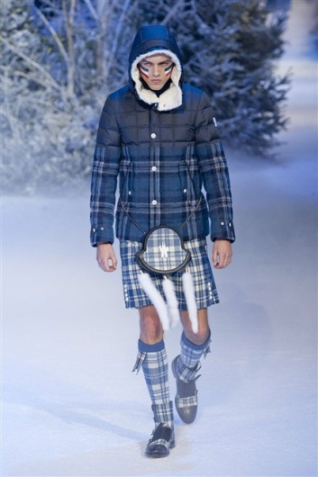 Fotoservizio/FW 2013-2014/MEN/MONCLER GAMME BLEU/DP1/3