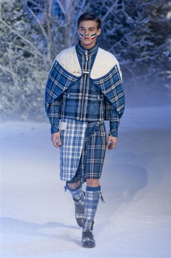 Fotoservizio/FW 2013-2014/MEN/MONCLER GAMME BLEU/DP1/10