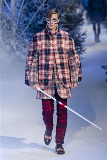 Fotoservizio/FW 2013-2014/MEN/MONCLER GAMME BLEU/DP1/25