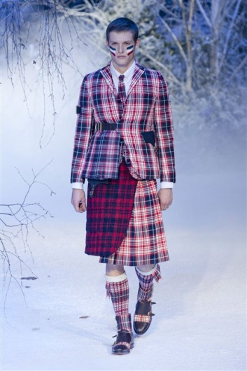 Fotoservizio/FW 2013-2014/MEN/MONCLER GAMME BLEU/DP1/26