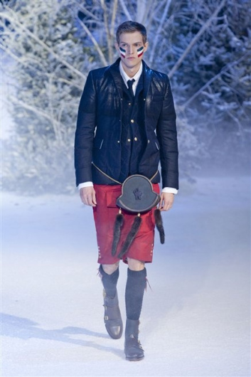 Fotoservizio/FW 2013-2014/MEN/MONCLER GAMME BLEU/DP1/31