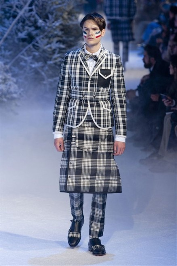 Fotoservizio/FW 2013-2014/MEN/MONCLER GAMME BLEU/DP1/39