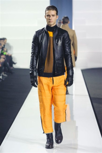 Fotoservizio/FW 2013-2014/MEN/DIRK BIKKEMBERGS/DP1/1