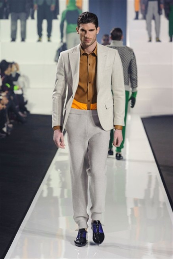 Fotoservizio/FW 2013-2014/MEN/DIRK BIKKEMBERGS/DP1/23