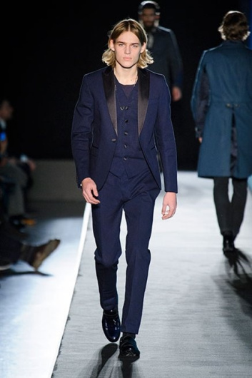 Fotoservizio/FW 2013-2014/MEN/DIESEL BLACK GOLD/DP1/2