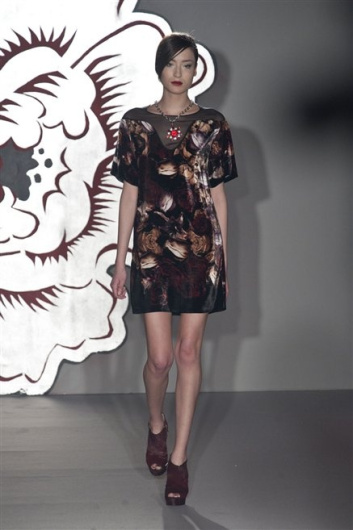 Fotoservizio/FW 2013-2014/WOMEN/PAOLA FRANI/DP1/30