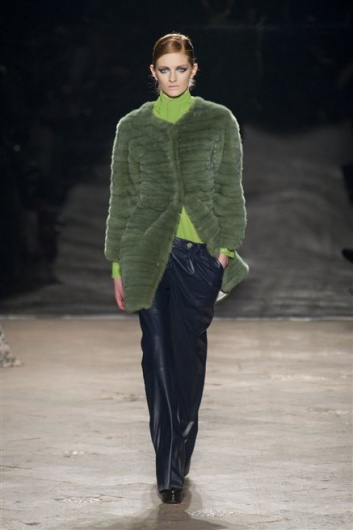 Fotoservizio/FW 2013-2014/WOMEN/SIMONETTA RAVIZZA/DP1/16