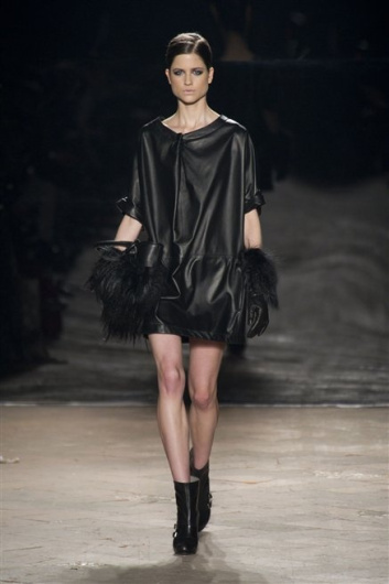 Fotoservizio/FW 2013-2014/WOMEN/SIMONETTA RAVIZZA/DP1/22