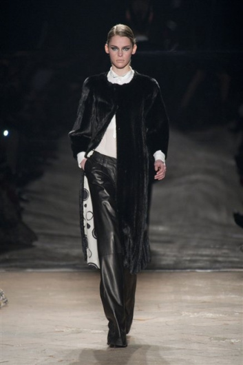 Fotoservizio/FW 2013-2014/WOMEN/SIMONETTA RAVIZZA/DP1/23