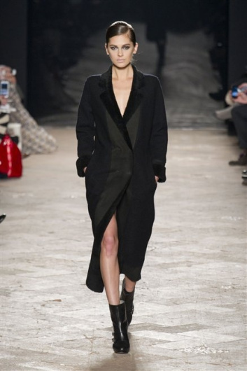 Fotoservizio/FW 2013-2014/WOMEN/SIMONETTA RAVIZZA/DP1/28