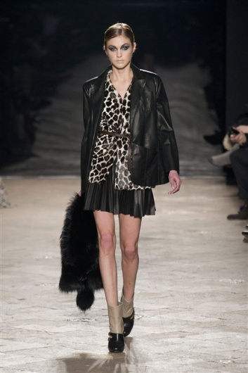 Fotoservizio/FW 2013-2014/WOMEN/SIMONETTA RAVIZZA/DP1/30