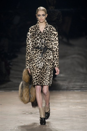 Fotoservizio/FW 2013-2014/WOMEN/SIMONETTA RAVIZZA/DP1/31