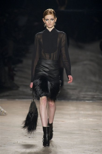 Fotoservizio/FW 2013-2014/WOMEN/SIMONETTA RAVIZZA/DP1/36