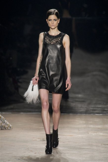 Fotoservizio/FW 2013-2014/WOMEN/SIMONETTA RAVIZZA/DP1/37