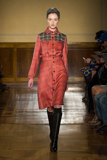 Fotoservizio/FW 2013-2014/WOMEN/ANDREA INCONTRI/DP1/2
