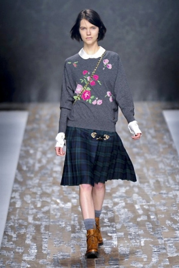 Fotoservizio/FW 2013-2014/WOMEN/BLUGIRL/DP1/1
