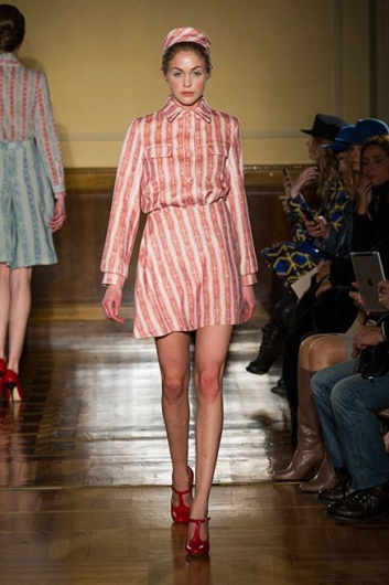 Fotoservizio/FW 2013-2014/WOMEN/ANDREA INCONTRI/DP1/32