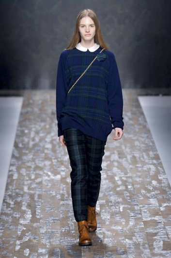 Fotoservizio/FW 2013-2014/WOMEN/BLUGIRL/DP1/7