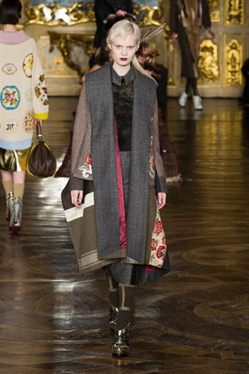 Fotoservizio/FW 2013-2014/WOMEN/ANTONIO MARRAS/DP1/15