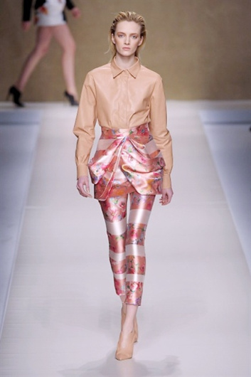Fotoservizio/FW 2013-2014/WOMEN/BLUMARINE/DP1/33
