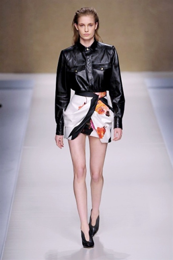 Fotoservizio/FW 2013-2014/WOMEN/BLUMARINE/DP1/34