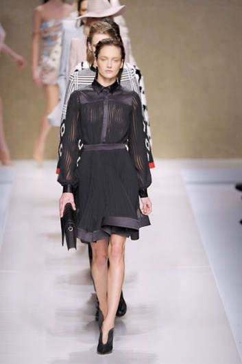 Fotoservizio/FW 2013-2014/WOMEN/BLUMARINE/DP1/40
