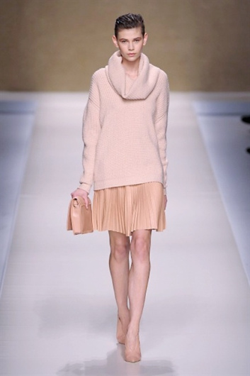 Fotoservizio/FW 2013-2014/WOMEN/BLUMARINE/DP1/7