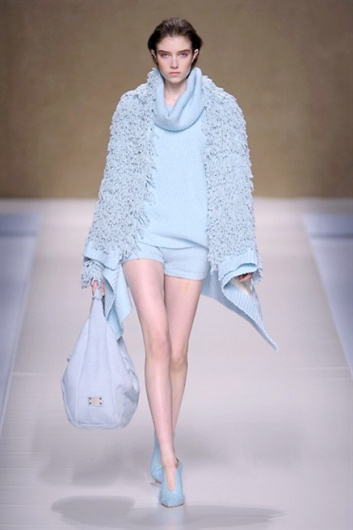 Fotoservizio/FW 2013-2014/WOMEN/BLUMARINE/DP1/8