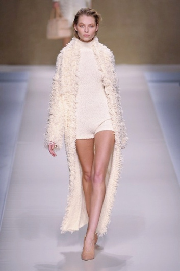 Fotoservizio/FW 2013-2014/WOMEN/BLUMARINE/DP1/9