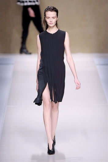 Fotoservizio/FW 2013-2014/WOMEN/BLUMARINE/DP1/15