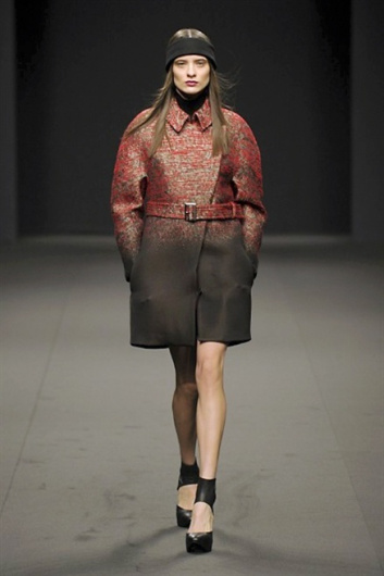 Fotoservizio/FW 2013-2014/WOMEN/BYBLOS MILANO/DP1/16