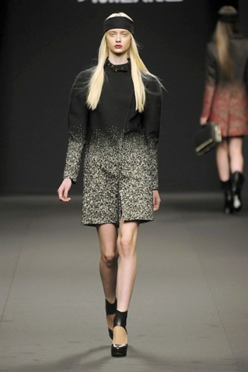 Fotoservizio/FW 2013-2014/WOMEN/BYBLOS MILANO/DP1/17