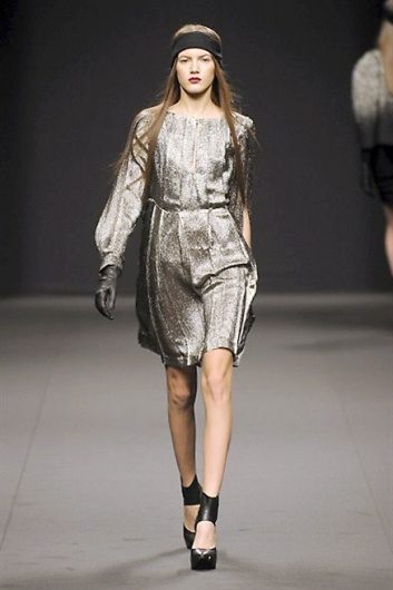Fotoservizio/FW 2013-2014/WOMEN/BYBLOS MILANO/DP1/20