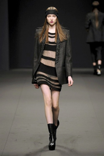 Fotoservizio/FW 2013-2014/WOMEN/BYBLOS MILANO/DP1/29