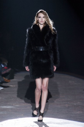 Fotoservizio/FW 2013-2014/WOMEN/FRANCESCO SCOGNAMIGLIO/DP1/5