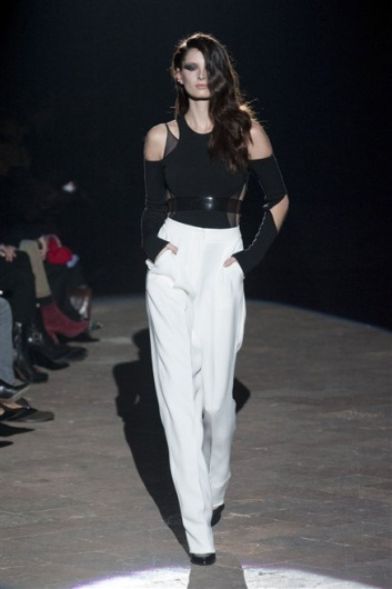 Fotoservizio/FW 2013-2014/WOMEN/FRANCESCO SCOGNAMIGLIO/DP1/11