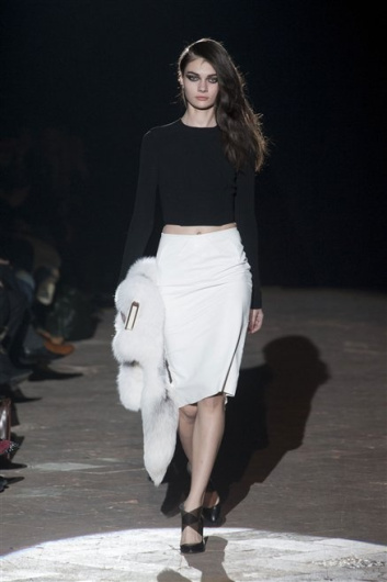 Fotoservizio/FW 2013-2014/WOMEN/FRANCESCO SCOGNAMIGLIO/DP1/16