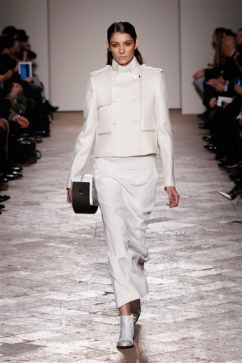 Fotoservizio/FW 2013-2014/WOMEN/GABRIELE COLANGELO/DP1/1