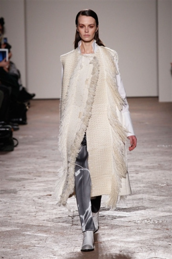 Fotoservizio/FW 2013-2014/WOMEN/GABRIELE COLANGELO/DP1/5