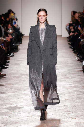 Fotoservizio/FW 2013-2014/WOMEN/GABRIELE COLANGELO/DP1/10